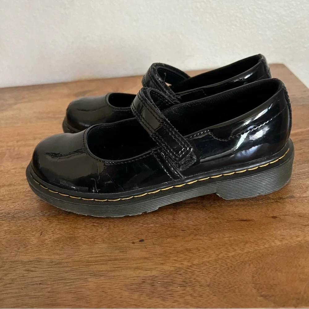 DR MARTENS JUNIOR MACCY BLACK PATENT LEATHER MARY JANE SHOES SIZE 1